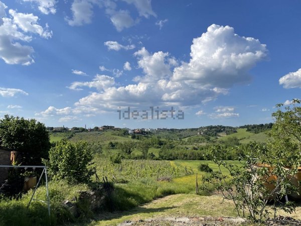 appartamento in vendita a Siena in zona Coroncina