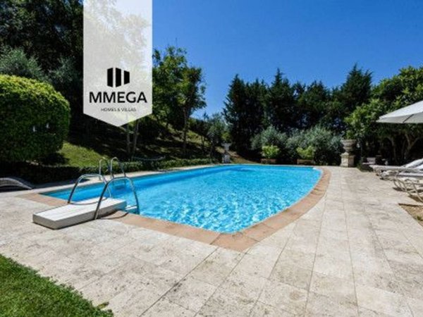 casa indipendente in vendita a Siena