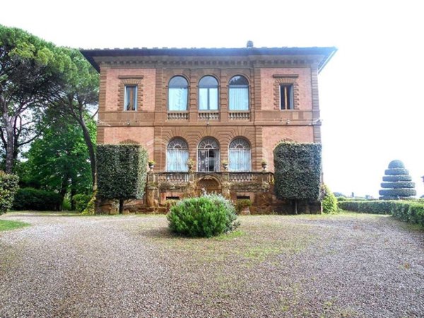 casa indipendente in vendita a Siena in zona Montalbuccio