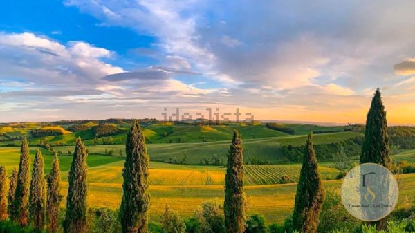 casa indipendente in vendita a Siena