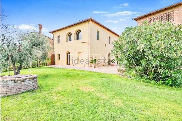 casa indipendente in vendita a Siena in zona Centro Città