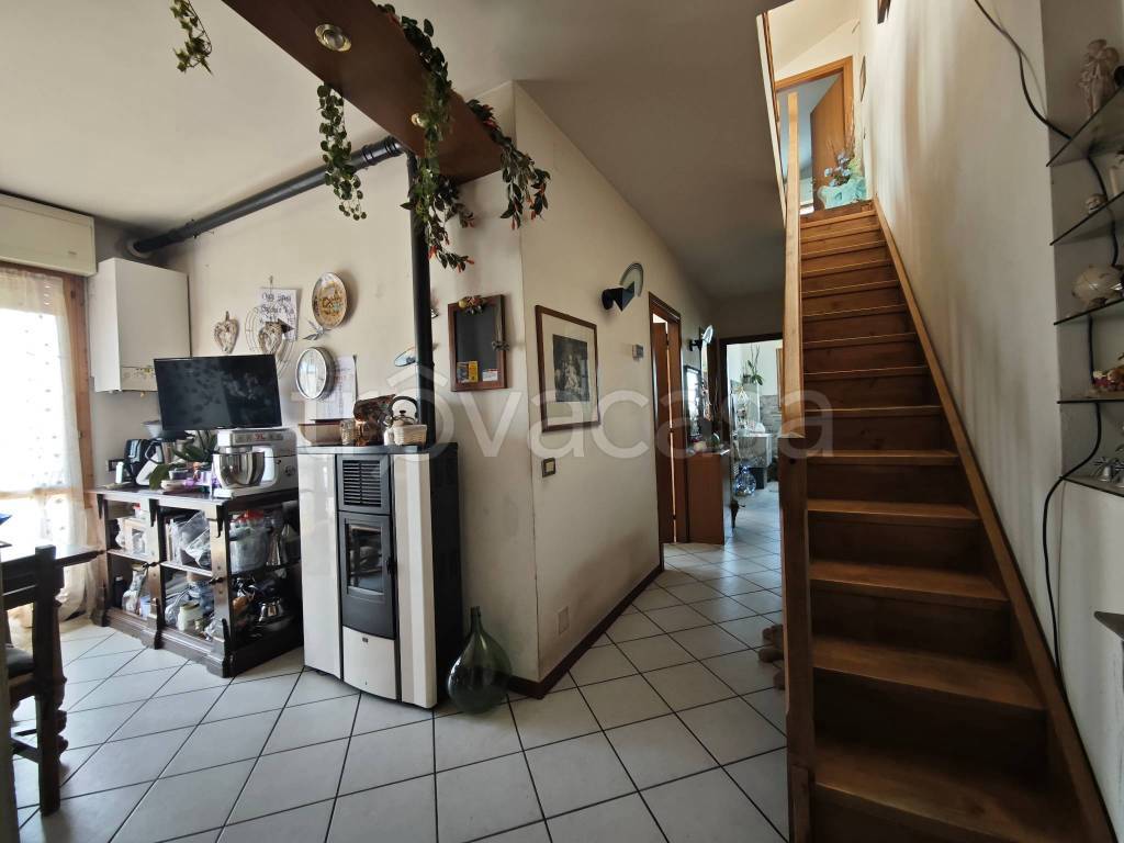 appartamento in vendita a Siena in zona Taverne d'Arbia