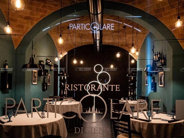 negozio in vendita a Siena in zona Centro Città