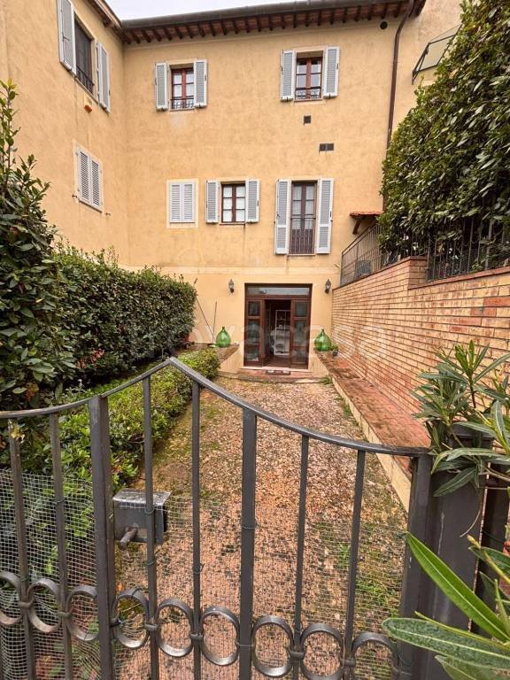 appartamento in vendita a Siena in zona Costalpino