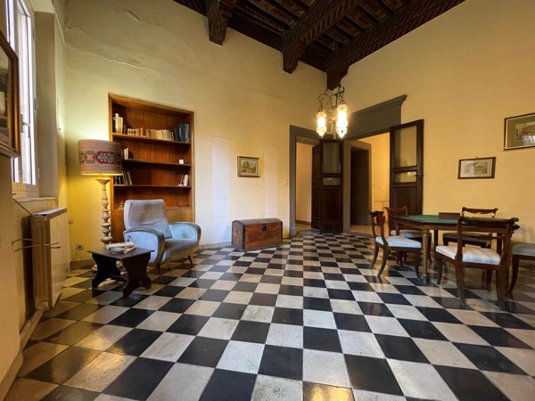 appartamento in vendita a Siena in zona Centro Città