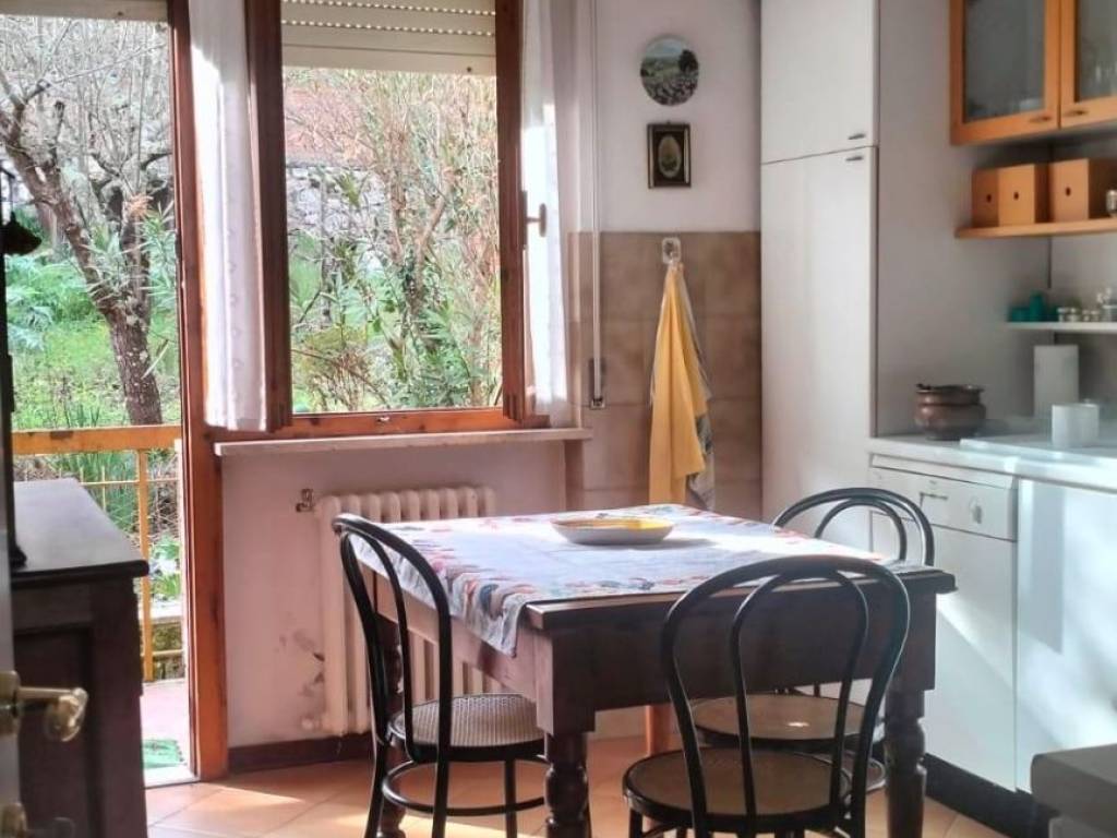 appartamento in vendita a Siena in zona Monteliscai