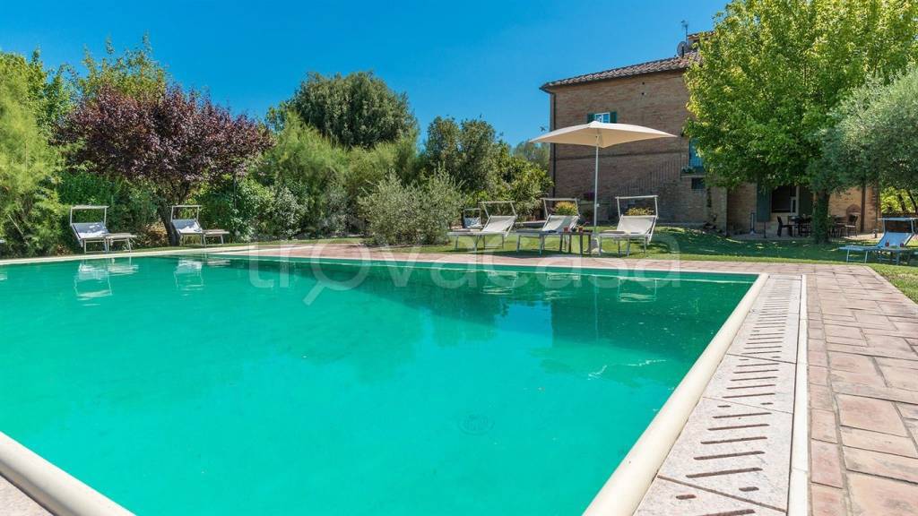 casa indipendente in vendita a Siena in zona San'Andrea a Montecchio
