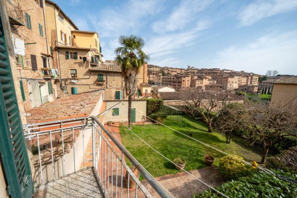 appartamento in vendita a Siena in zona Centro Città