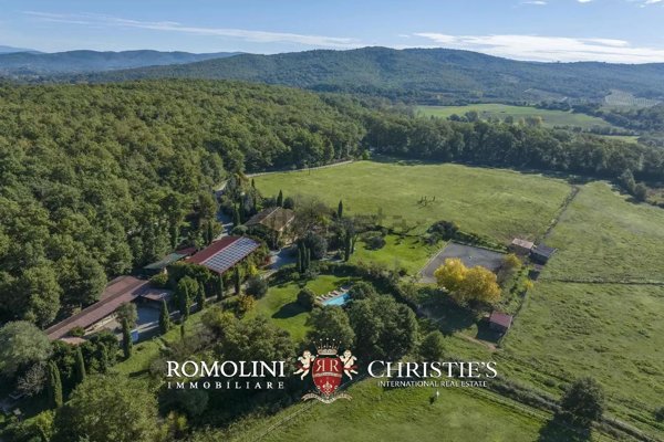 casa indipendente in vendita a Siena