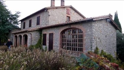 casa indipendente in vendita a Siena