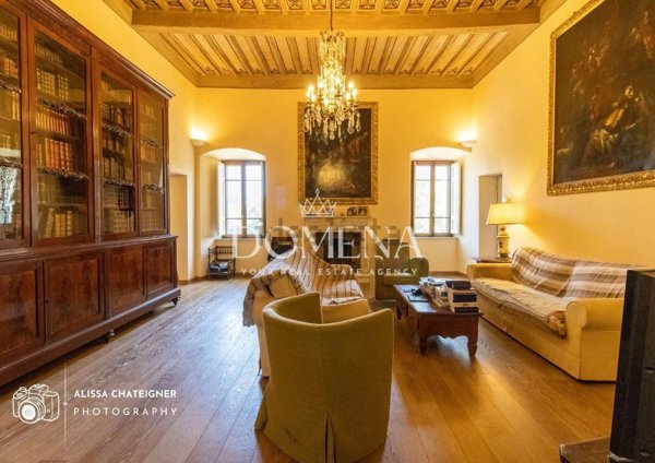 casa indipendente in vendita a Siena