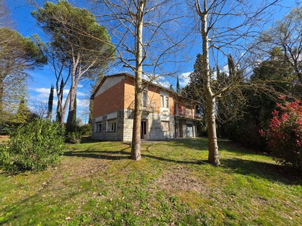 casa indipendente in vendita a Siena in zona Pieve a Bozzone