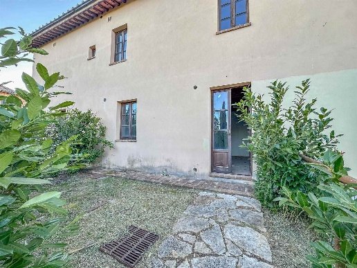 appartamento in vendita a Siena in zona Isola d'Arbia