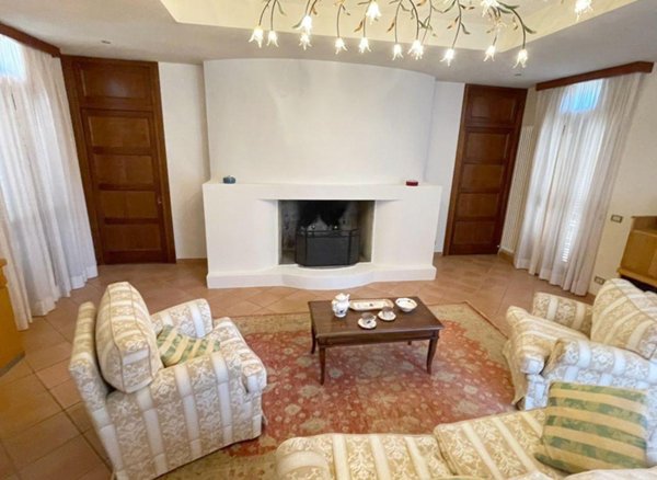 casa indipendente in vendita a Siena in zona Centro Città