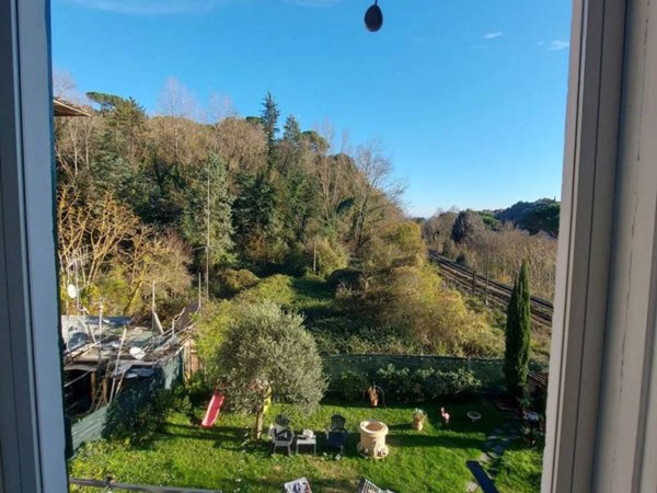 appartamento in vendita a Siena in zona Bolgione