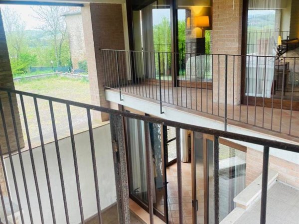 casa indipendente in vendita a Siena in zona Cerchiaia