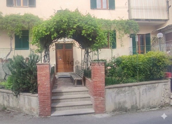 appartamento in vendita a Siena in zona Coroncina