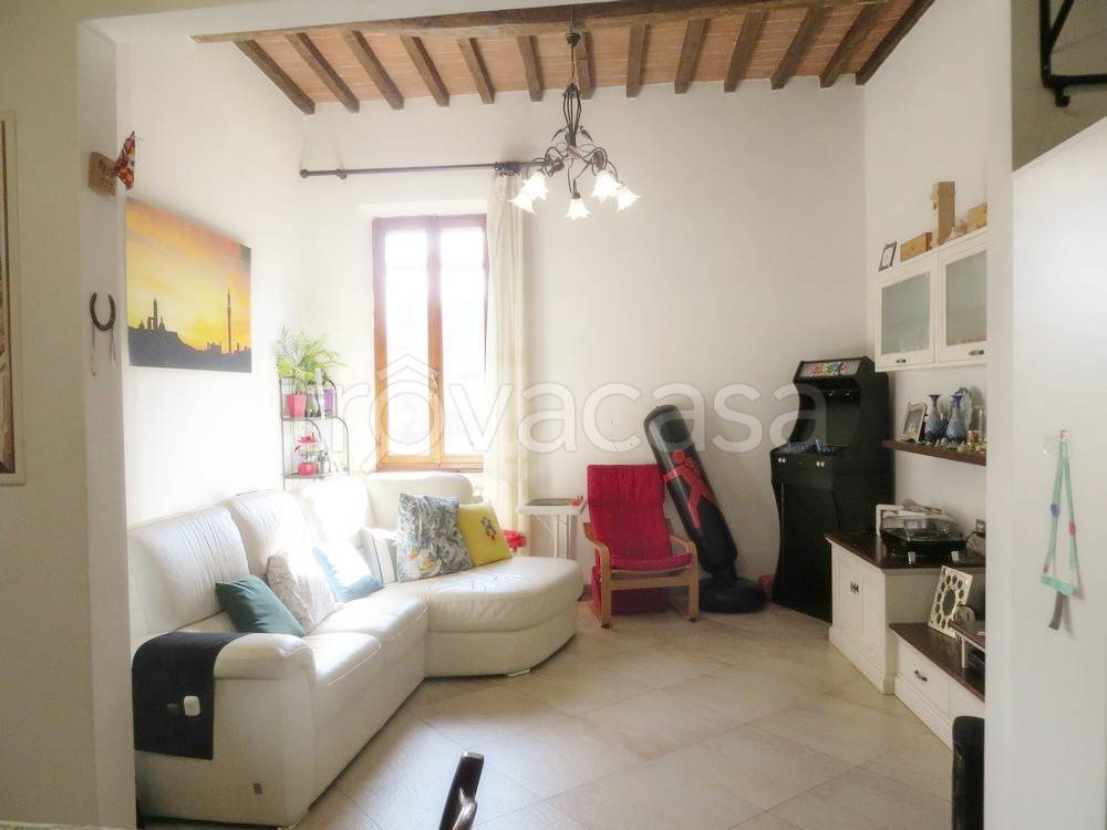appartamento in vendita a Siena in zona Costafabbri