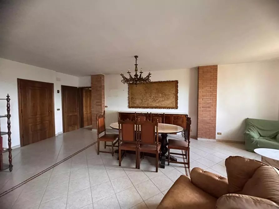 casa indipendente in vendita a Siena in zona Centro Città