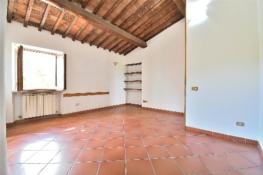 appartamento in vendita a Siena in zona Val di Pugna