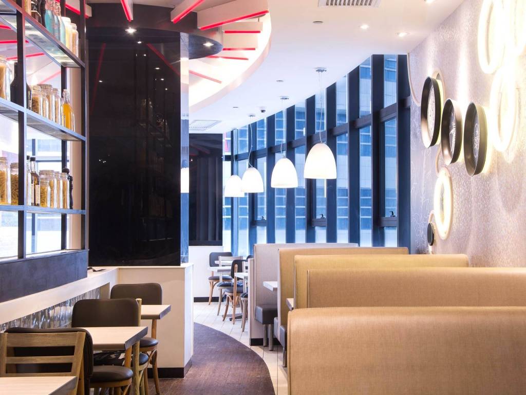 negozio in vendita a Siena in zona Centro Città