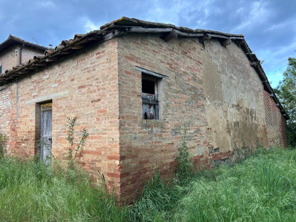 casale in vendita a Siena