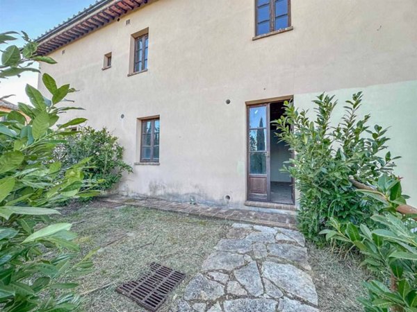 appartamento in vendita a Siena in zona Isola d'Arbia