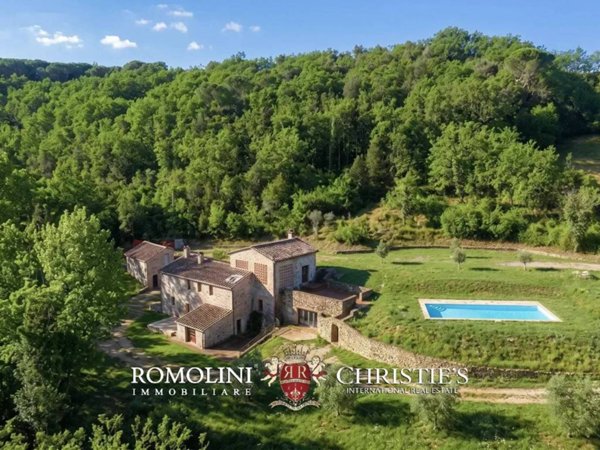 casa indipendente in vendita a Siena