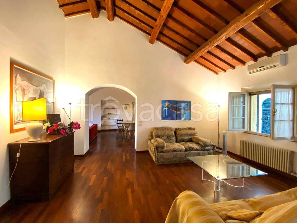 appartamento in vendita a Siena in zona Le Tolfe