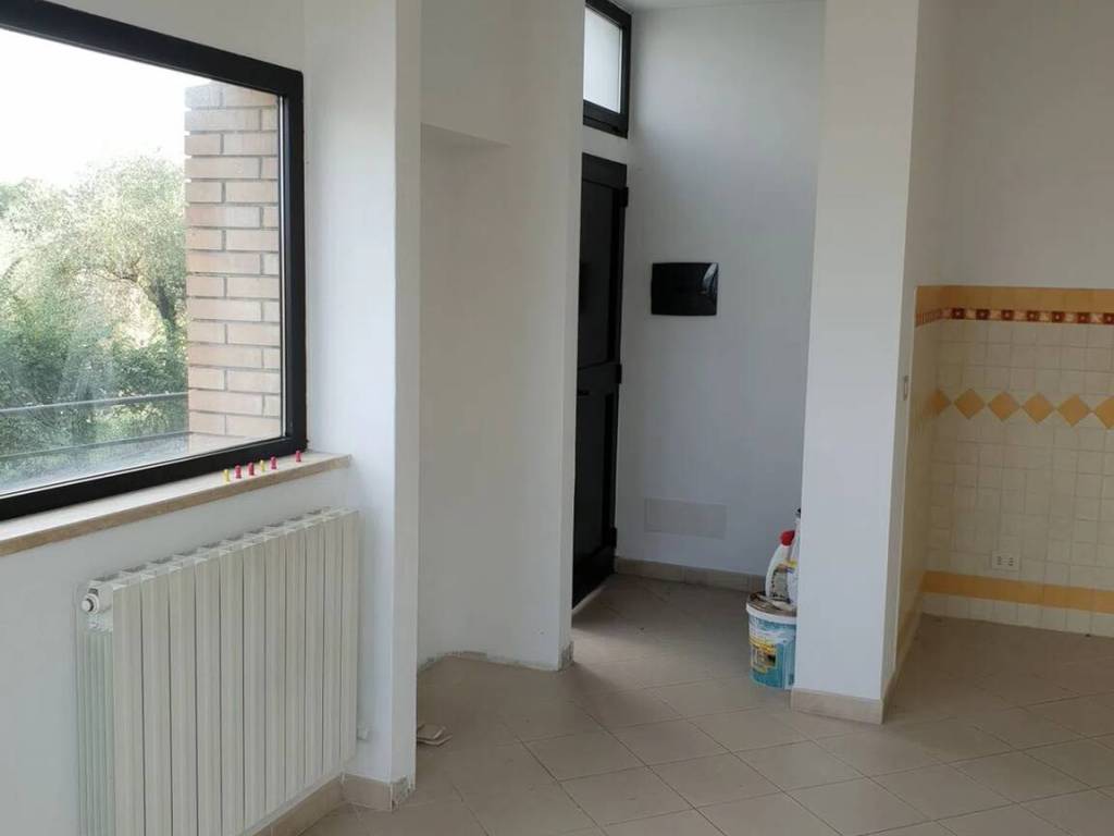 appartamento in vendita a Siena in zona Montalbuccio