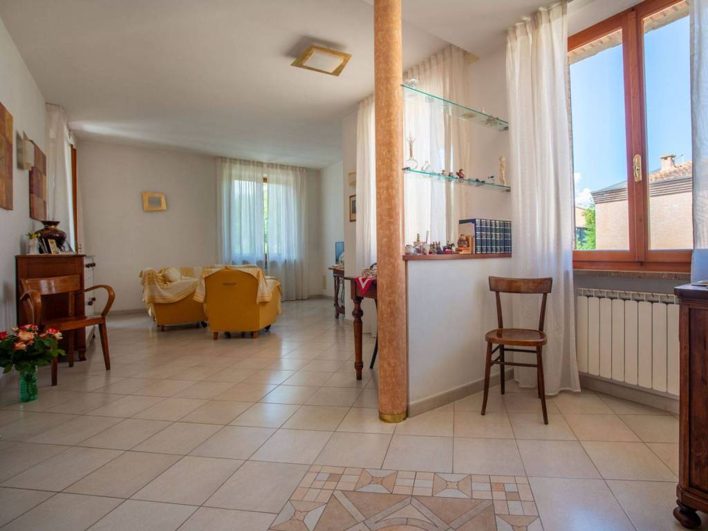 appartamento in vendita a Siena in zona Isola d'Arbia
