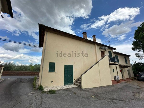 casa indipendente in vendita a Siena