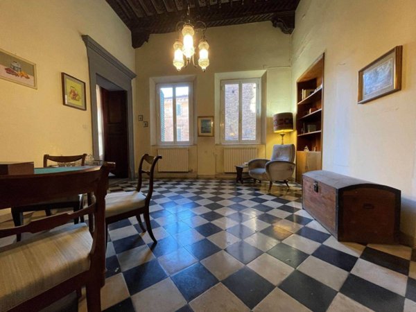 appartamento in vendita a Siena in zona Centro Città