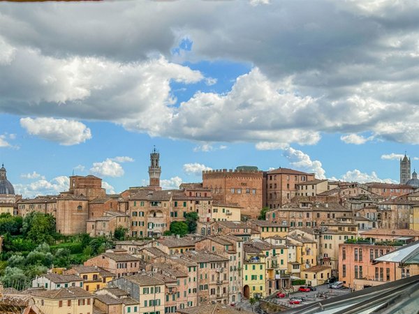 appartamento in vendita a Siena in zona Centro Città