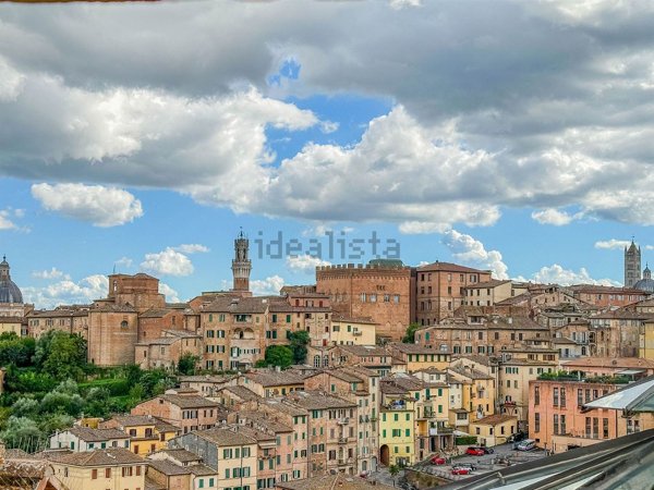 appartamento in vendita a Siena in zona Centro Città