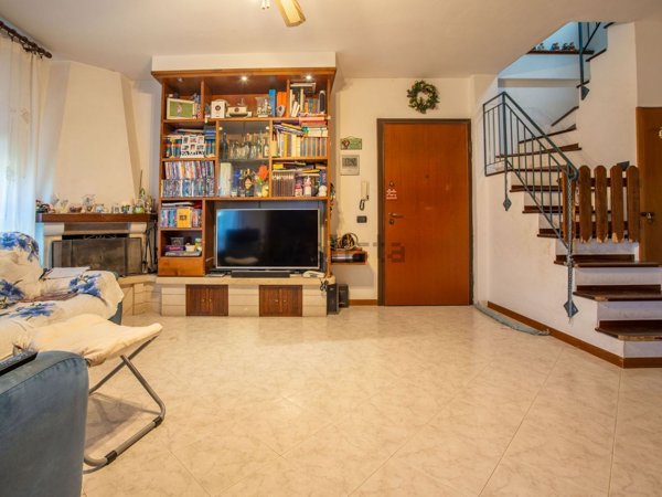 appartamento in vendita a Siena in zona San'Andrea a Montecchio