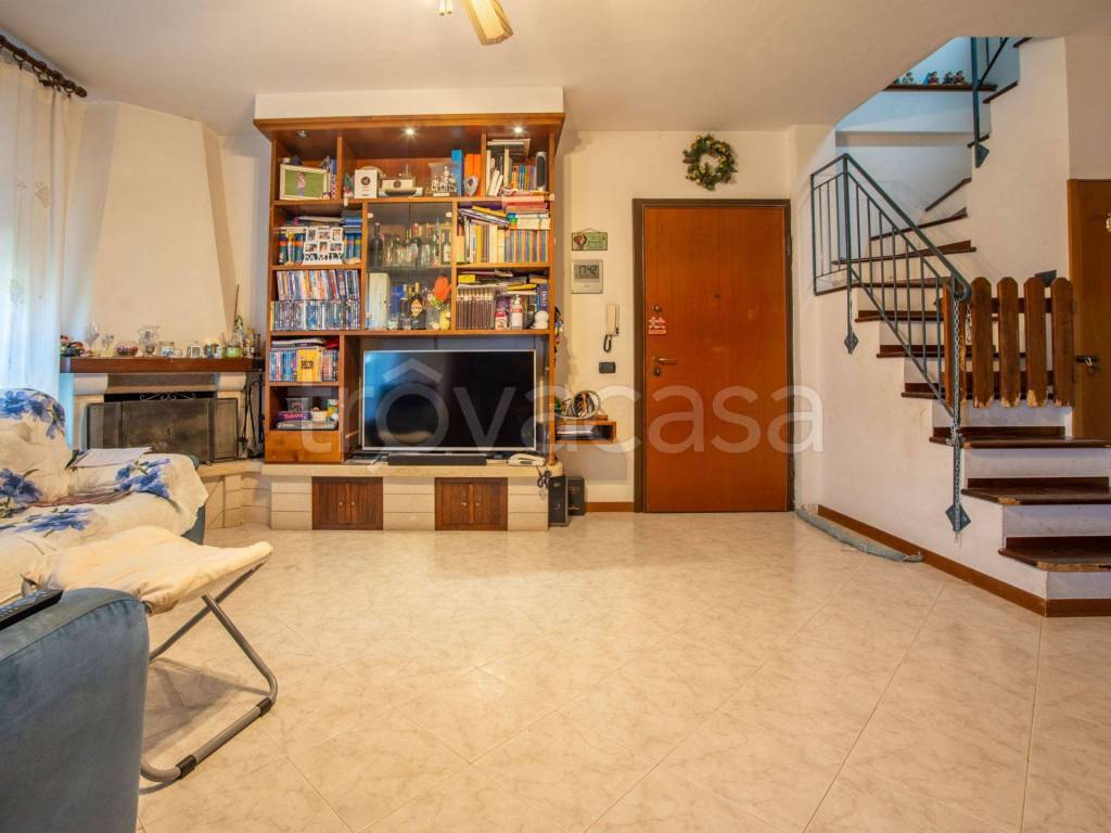 appartamento in vendita a Siena in zona San'Andrea a Montecchio
