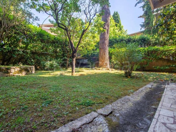 appartamento in vendita a Siena in zona Le Scotte