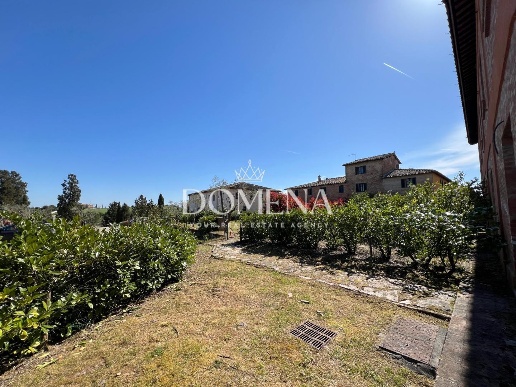 casa indipendente in vendita a Siena in zona Isola d'Arbia