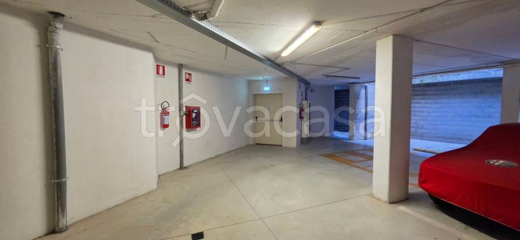 casa indipendente in vendita a Siena in zona Logge del Papa