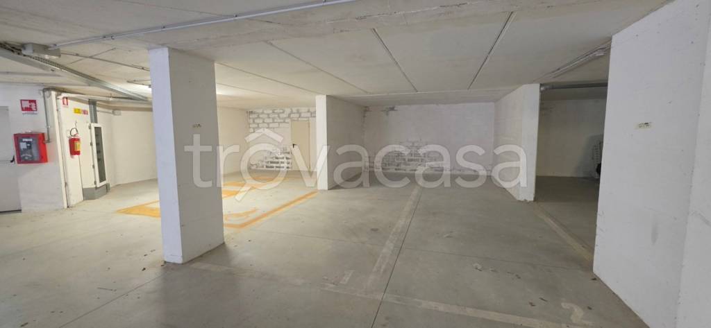 casa indipendente in vendita a Siena in zona Logge del Papa
