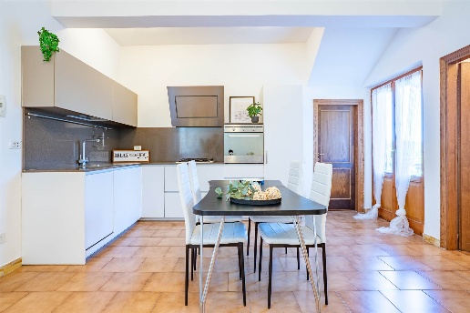 appartamento in vendita a Siena in zona Montalbuccio