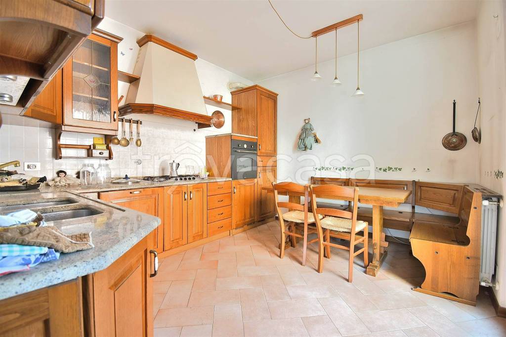 appartamento in vendita a Siena in zona Taverne d'Arbia