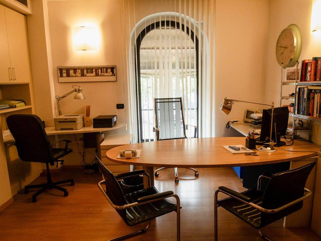 ufficio in vendita a Siena in zona Centro Città