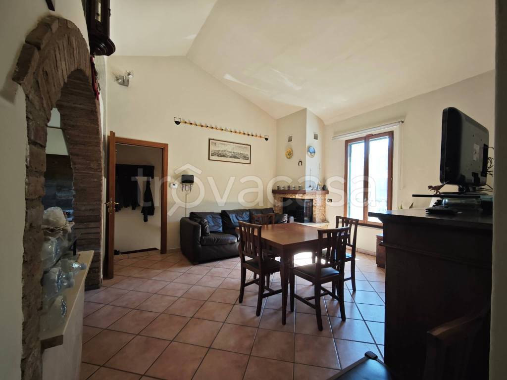 appartamento in vendita a Siena in zona Costafabbri