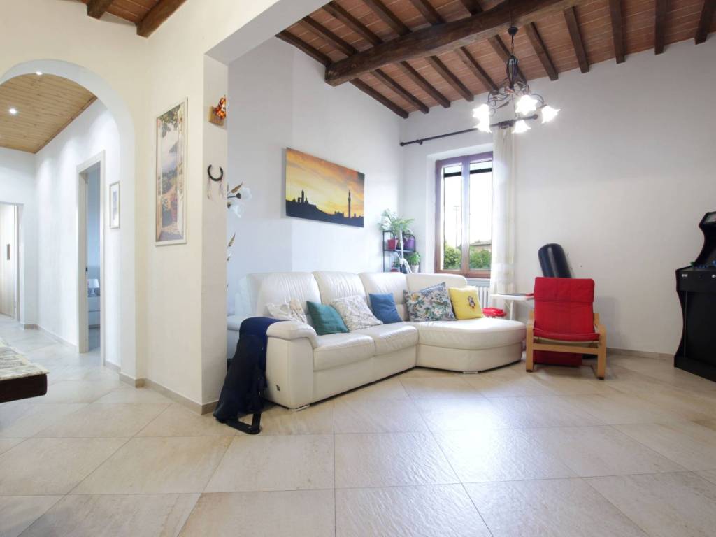 appartamento in vendita a Siena in zona Costafabbri