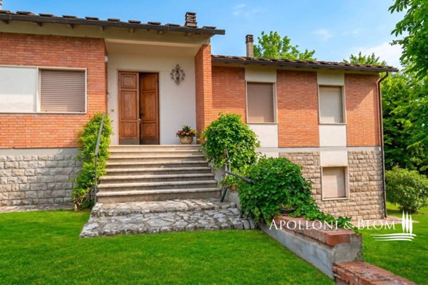 casa indipendente in vendita a Siena