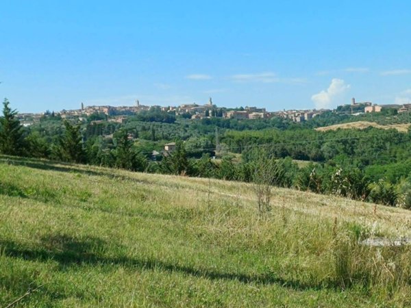 casa indipendente in vendita a Siena in zona Cerchiaia