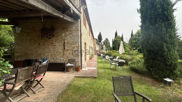 casa indipendente in vendita a Siena in zona San Dalmazio