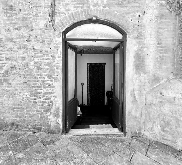 negozio in vendita a Siena in zona Centro Città